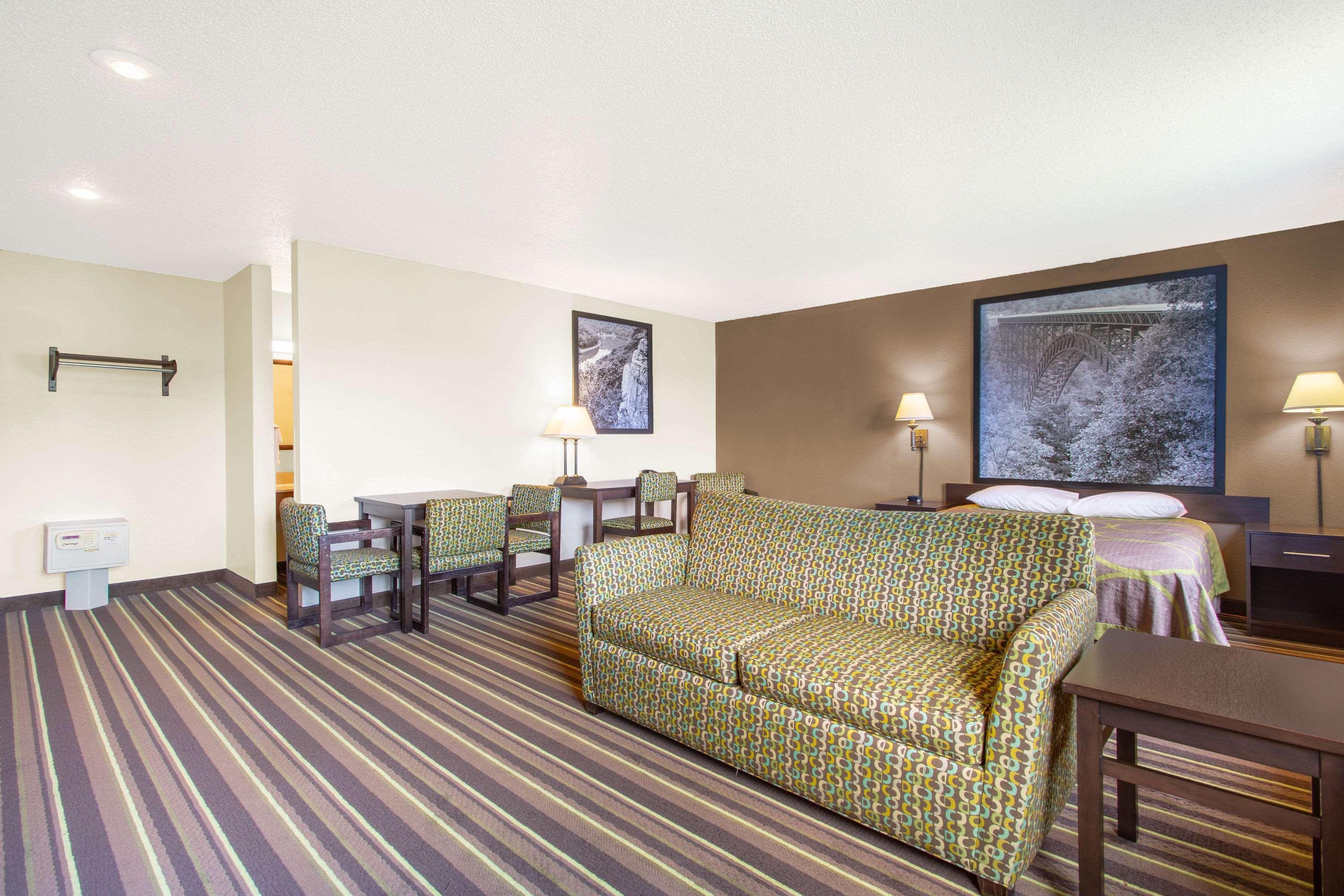 ซูเปอร์ 8 บาย วินด์แฮม เวสตัน เวสต์เวอร์จิเนีย Hotel Weston ภายนอก รูปภาพ